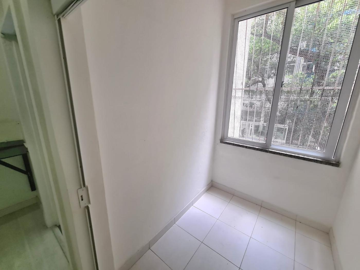 Apartamento à venda com 1 quarto, 50m² - Foto 5