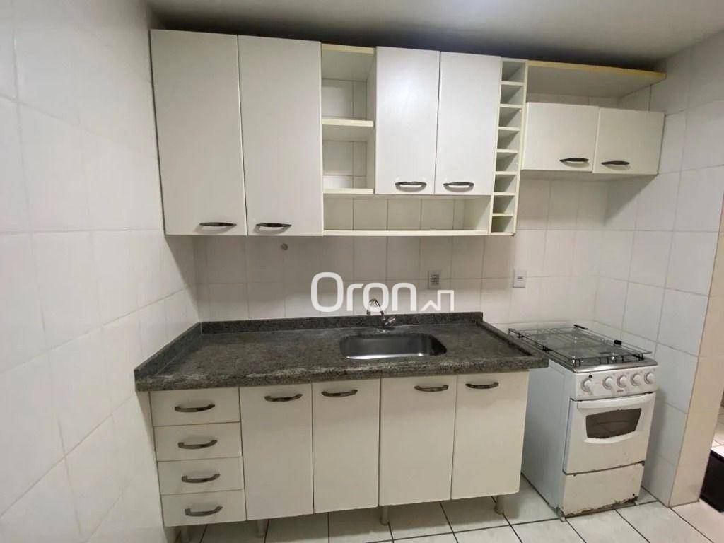 Apartamento à venda com 2 quartos, 72m² - Foto 4