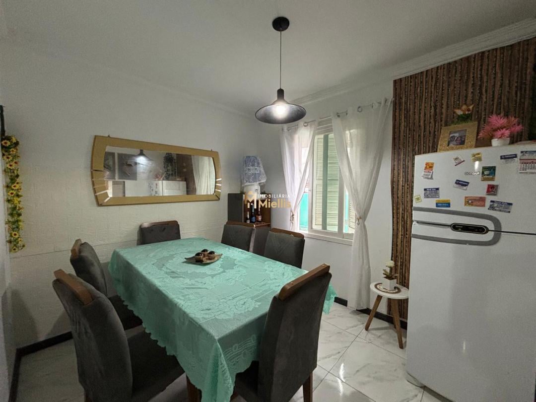 Casa à venda com 2 quartos, 87m² - Foto 7