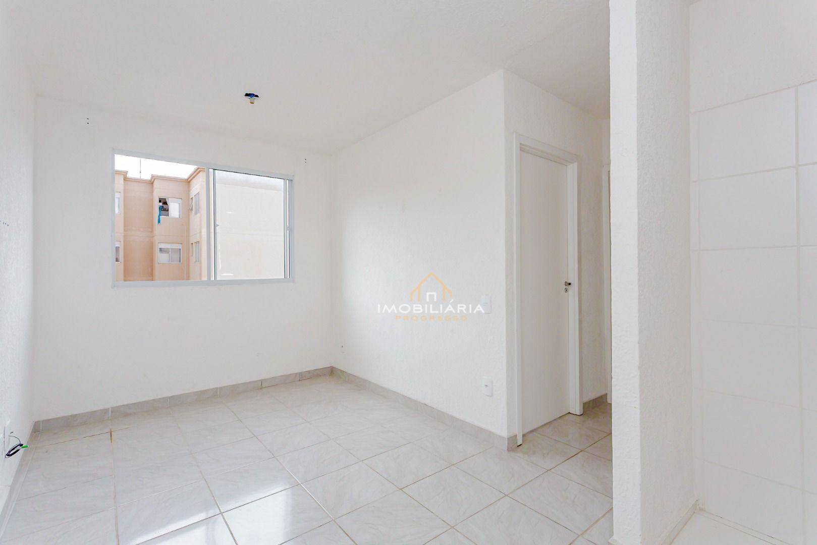 Apartamento à venda com 2 quartos, 42m² - Foto 4