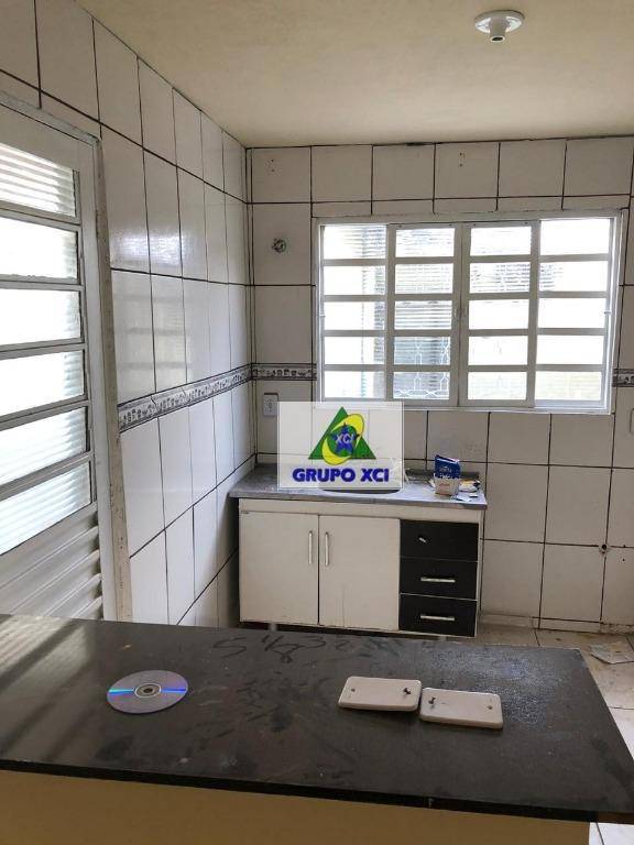 Casa à venda com 4 quartos, 147m² - Foto 8