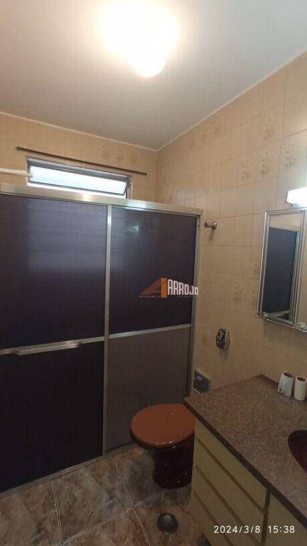 Sobrado à venda com 2 quartos, 200m² - Foto 8