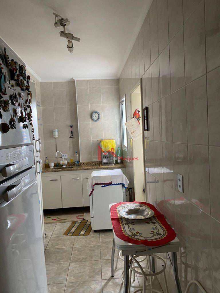 Apartamento à venda com 1 quarto, 54m² - Foto 6