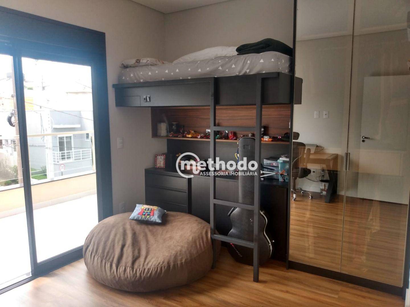 Casa de Condomínio à venda com 3 quartos, 350m² - Foto 29