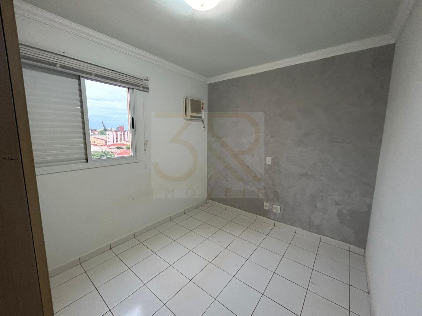 Apartamento à venda com 2 quartos, 60m² - Foto 4