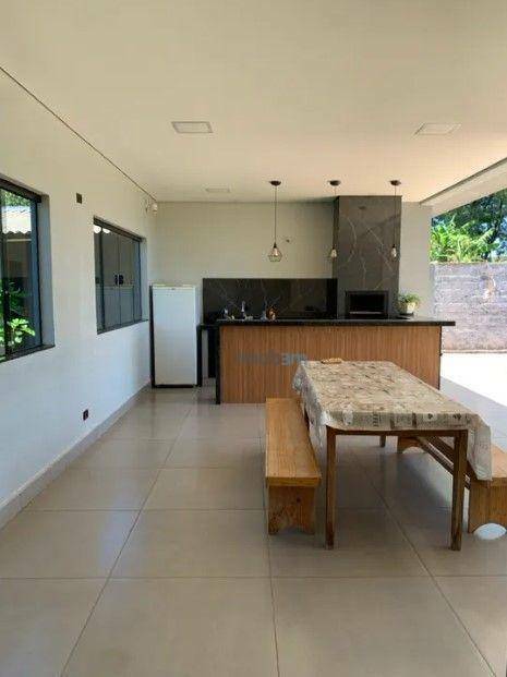 Chácara à venda com 2 quartos, 160m² - Foto 7