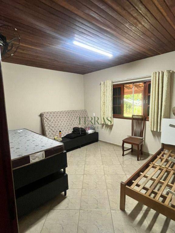 Chácara à venda com 4 quartos, 400m² - Foto 16