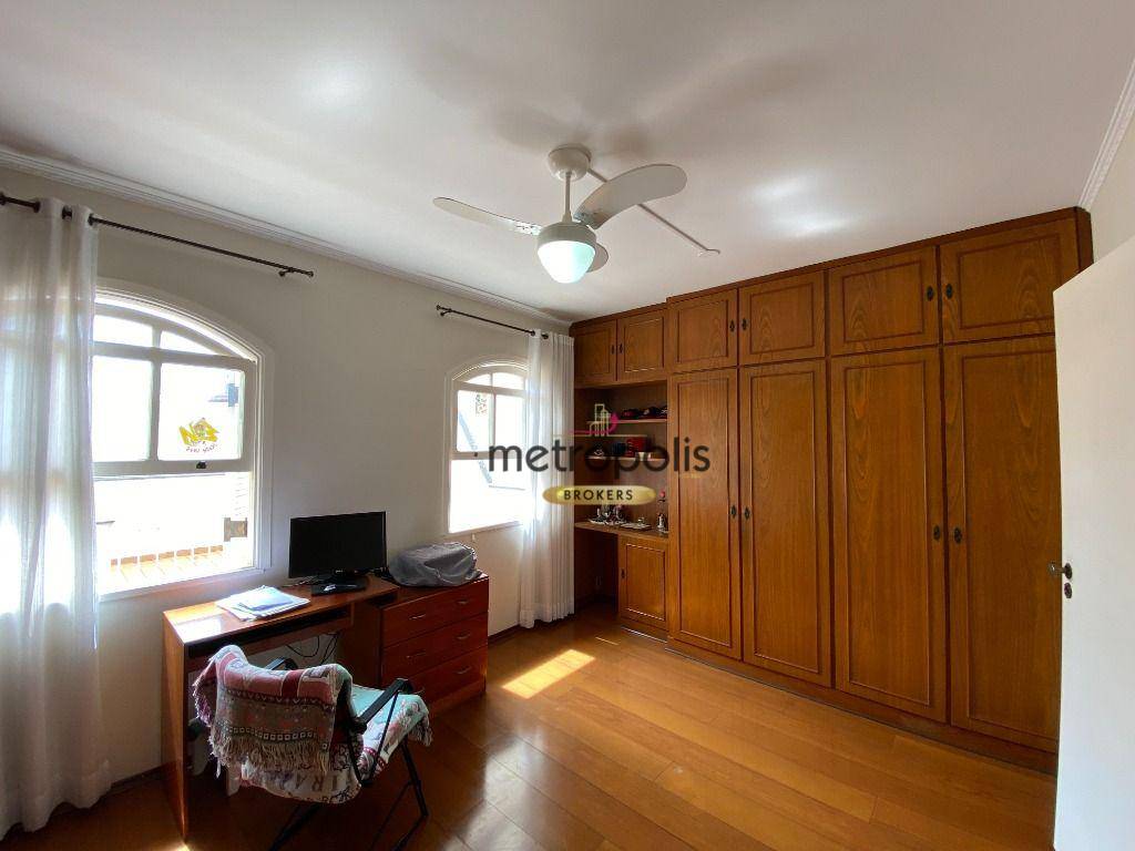 Sobrado à venda com 2 quartos, 180m² - Foto 18