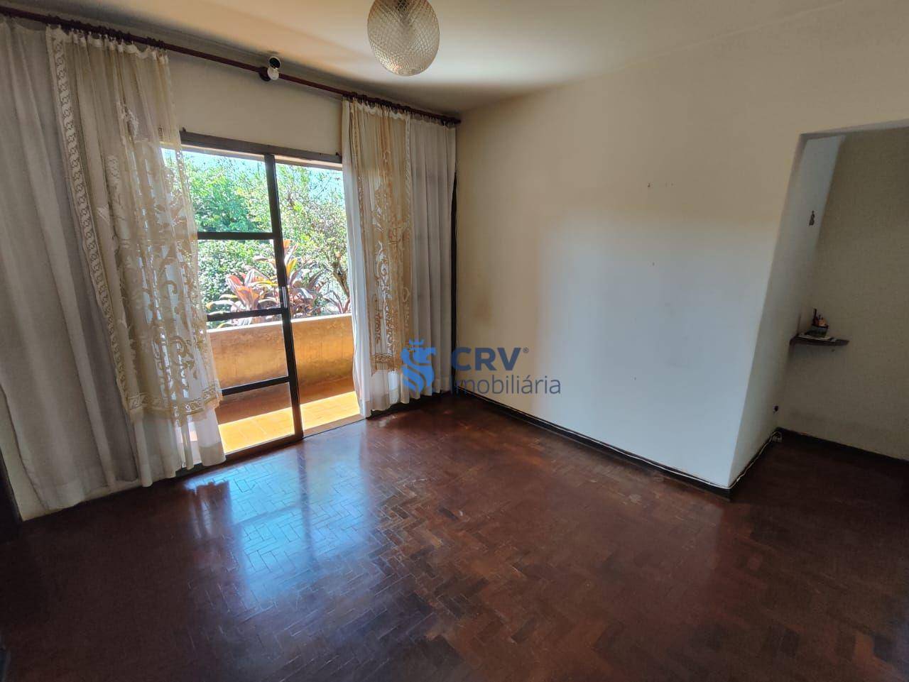 Casa à venda com 3 quartos, 215m² - Foto 9