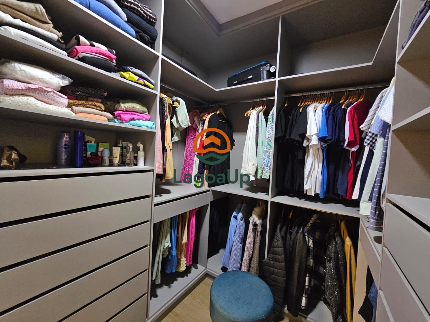 Casa à venda com 4 quartos, 1600m² - Foto 13