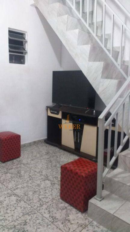 Sobrado à venda com 3 quartos, 110m² - Foto 4