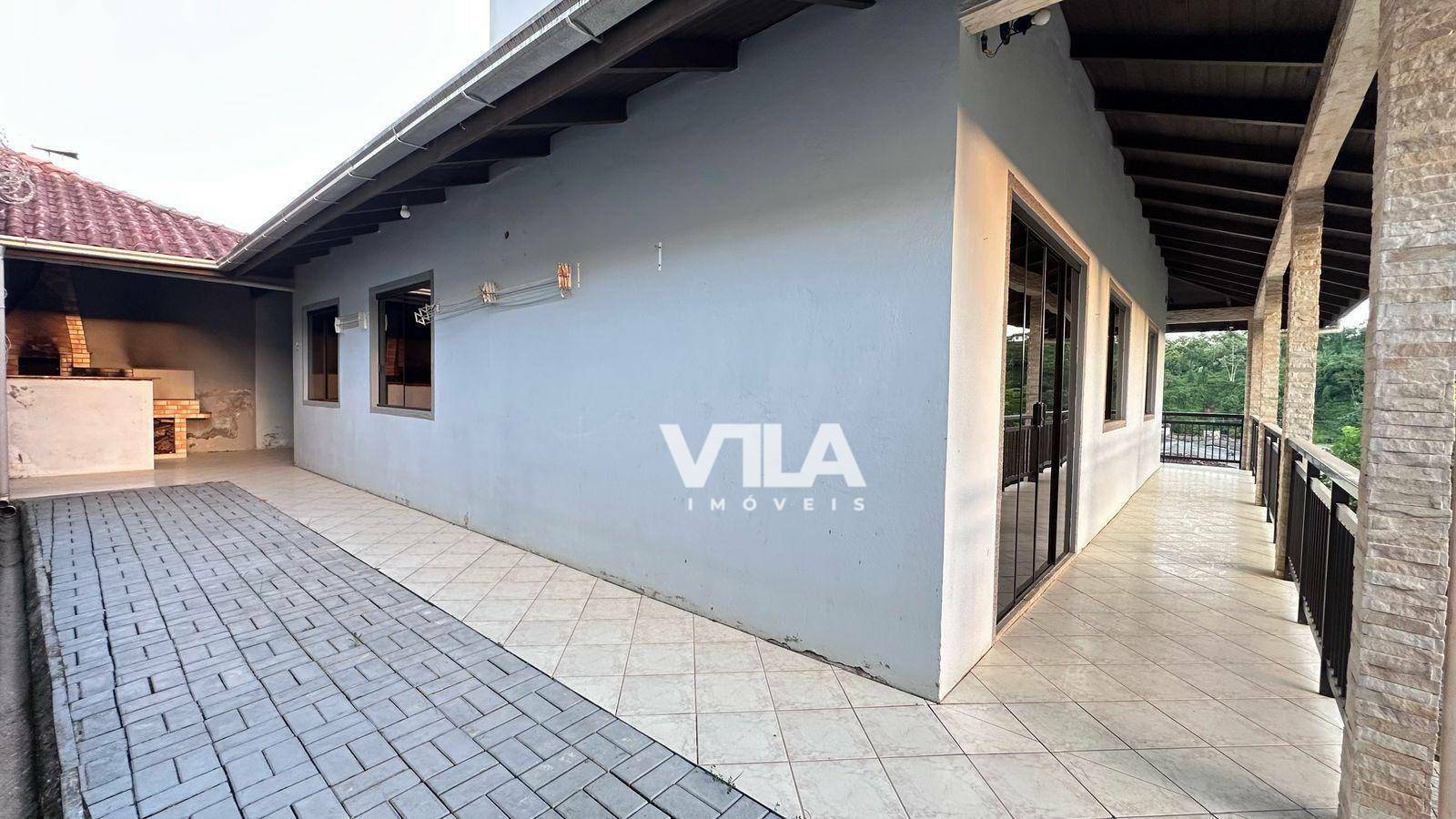 Casa à venda com 3 quartos, 355m² - Foto 5