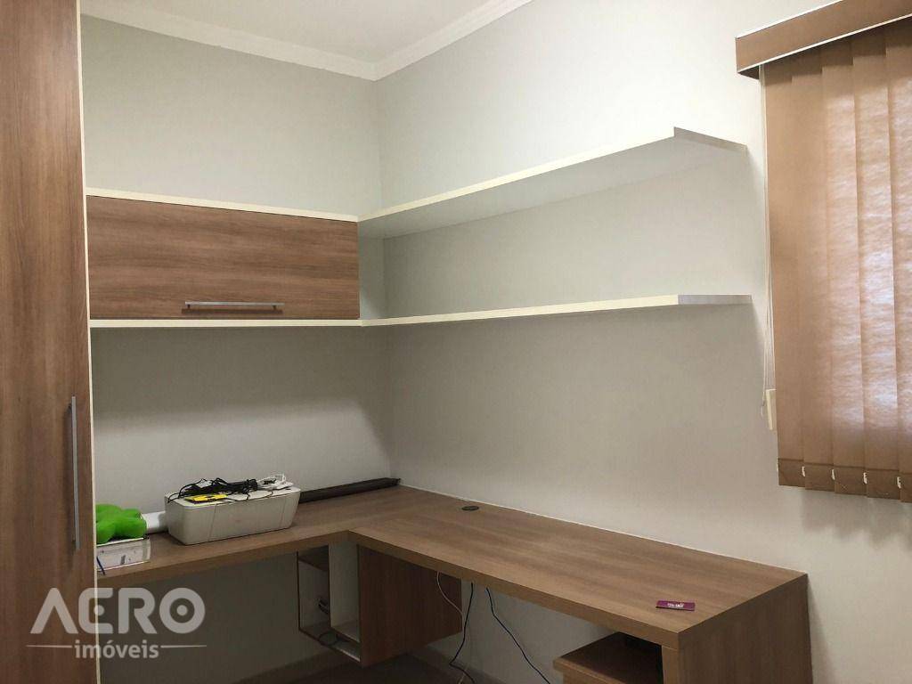 Casa de Condomínio à venda com 4 quartos, 291m² - Foto 8