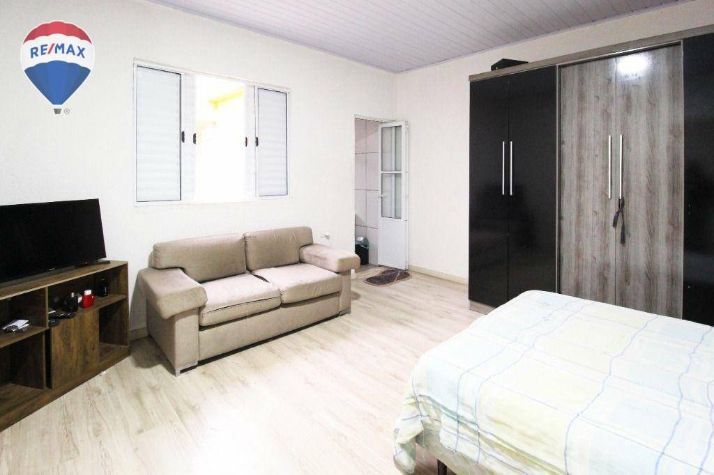 Casa à venda com 4 quartos, 140m² - Foto 18