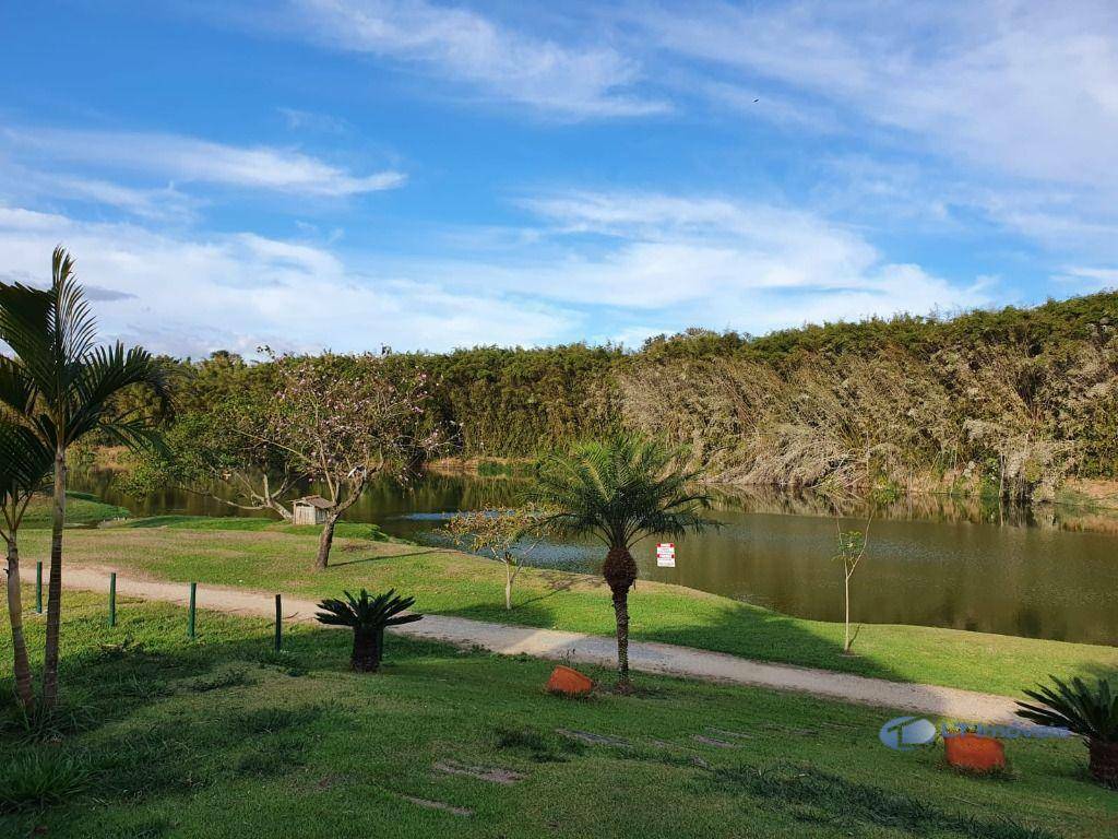 Casa de Condomínio à venda com 4 quartos, 384m² - Foto 24