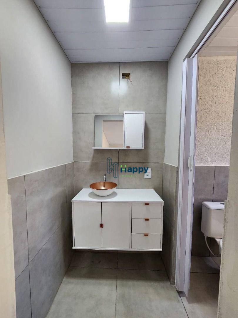 Casa para alugar com 1 quarto, 40m² - Foto 11