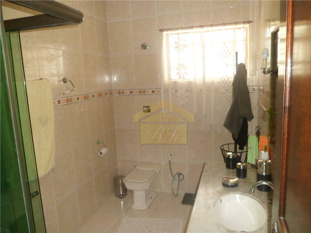 Sobrado à venda com 3 quartos, 210m² - Foto 9