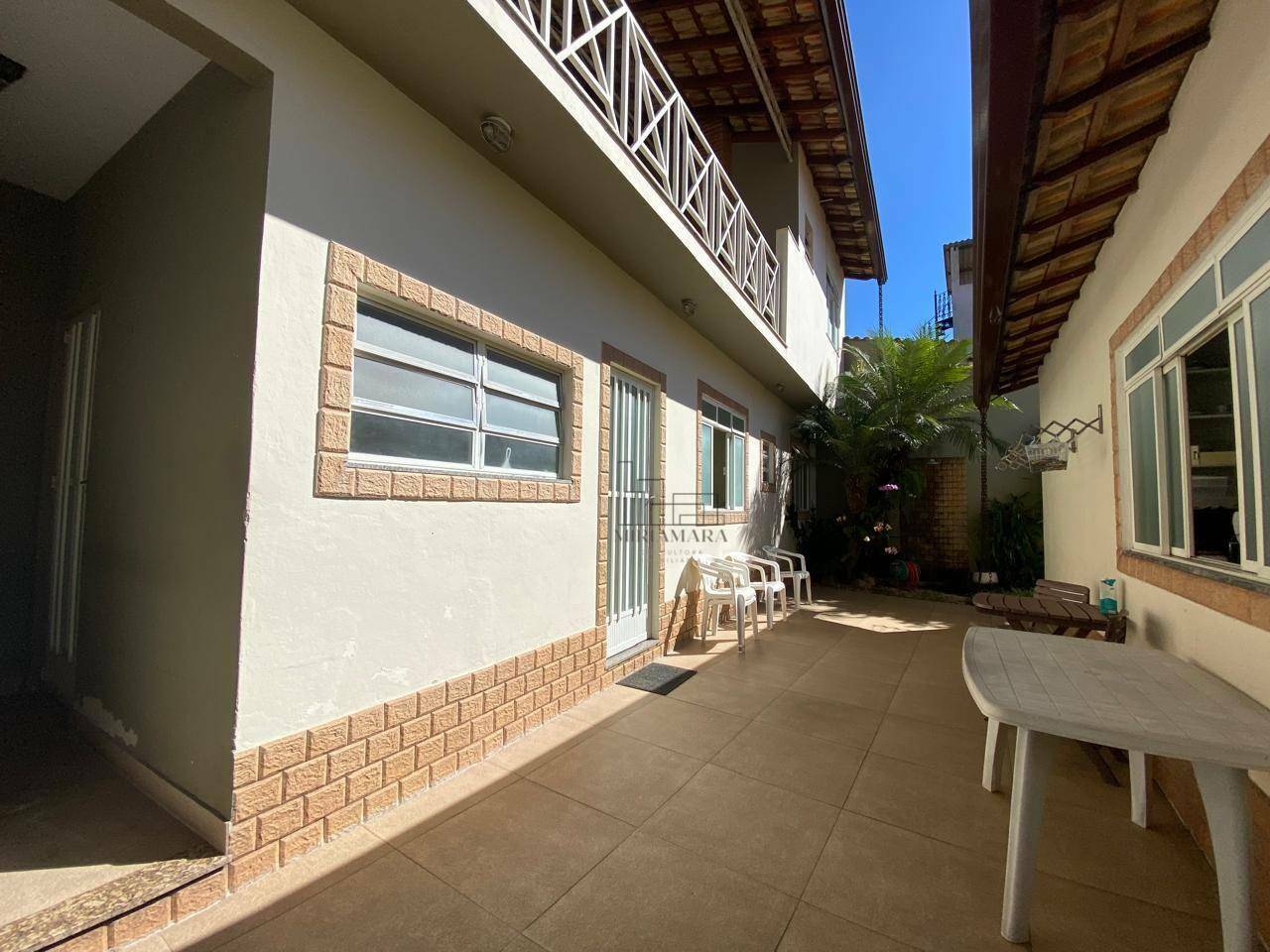 Casa à venda com 3 quartos, 264m² - Foto 24