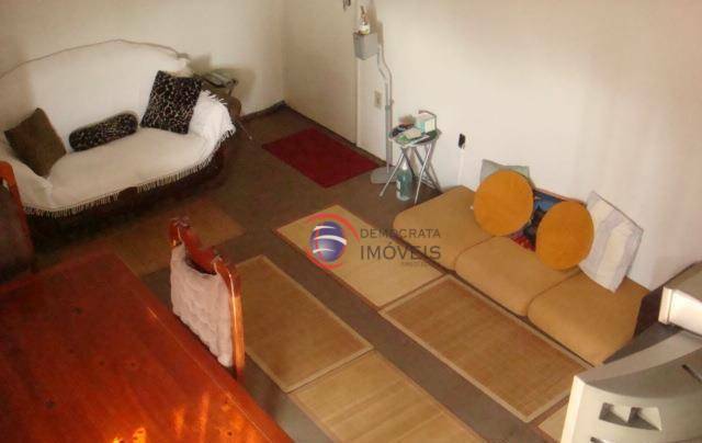 Apartamento à venda com 2 quartos, 71m² - Foto 2