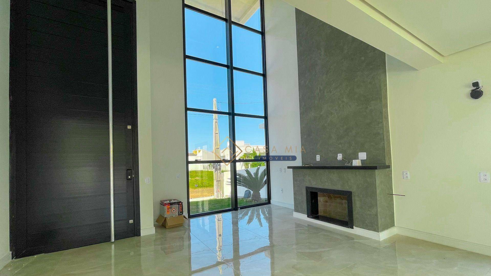 Casa à venda com 4 quartos, 253m² - Foto 4