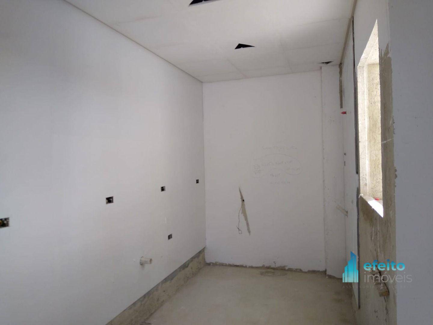 Apartamento à venda com 2 quartos, 40m² - Foto 13