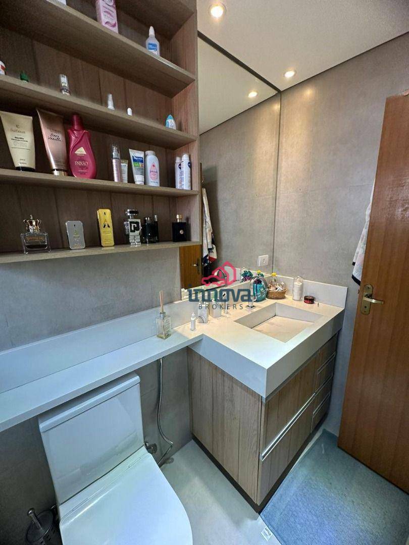 Sobrado à venda com 3 quartos, 270m² - Foto 8