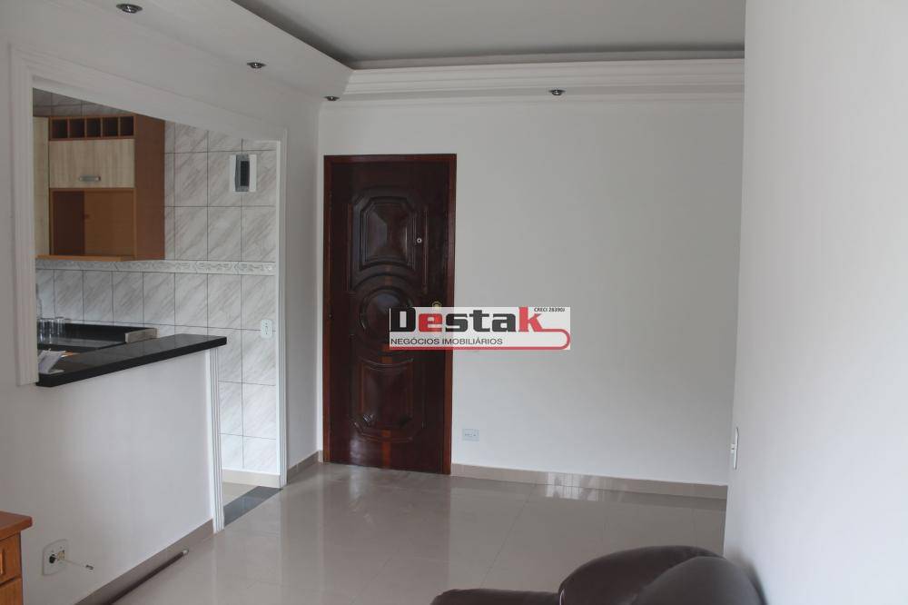 Apartamento à venda com 2 quartos, 60m² - Foto 4