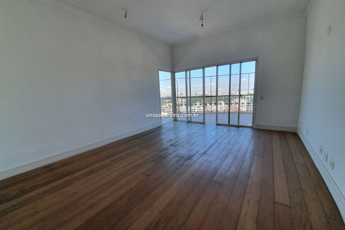 Apartamento à venda com 4 quartos, 413m² - Foto 4