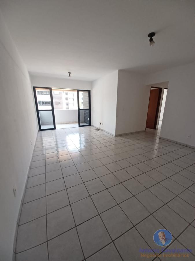 Apartamento à venda com 3 quartos, 90m² - Foto 2