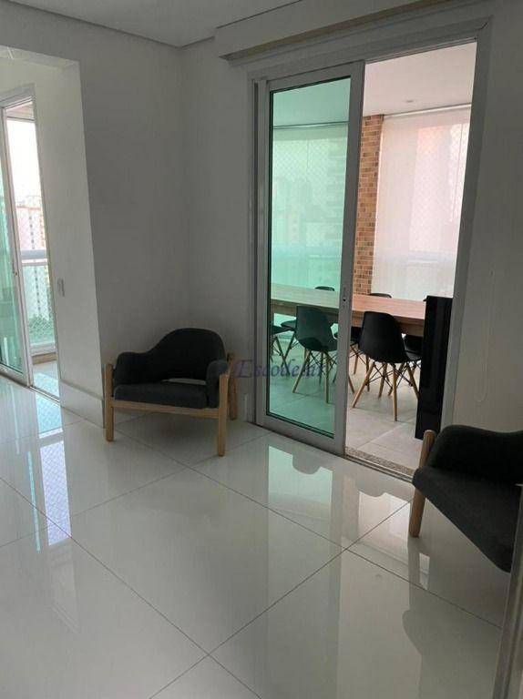 Apartamento à venda com 4 quartos, 230m² - Foto 7