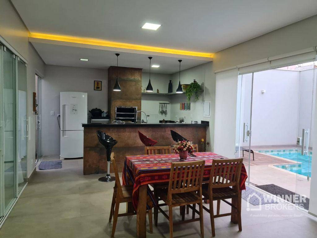 Sobrado, 3 quartos, 270 m² - Foto 4