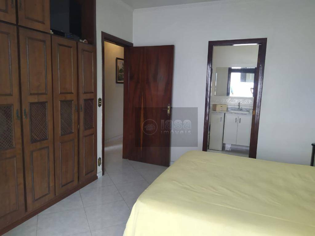 Casa à venda e aluguel com 4 quartos, 380m² - Foto 27