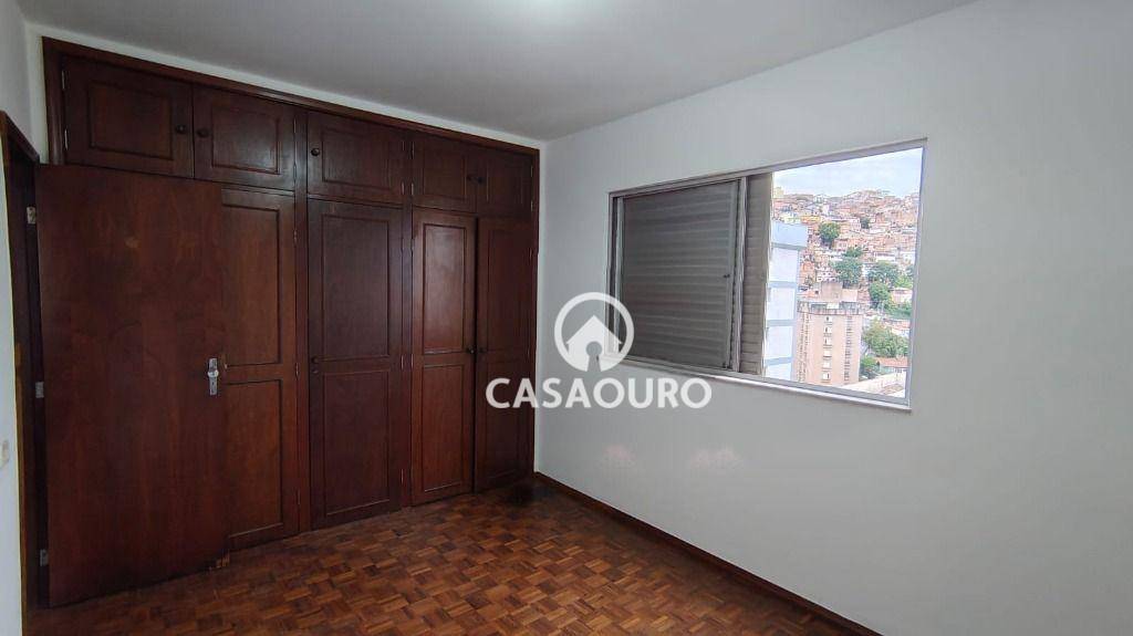 Apartamento à venda com 3 quartos, 110m² - Foto 29