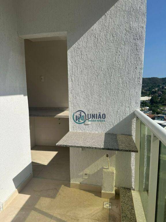 Apartamento à venda com 2 quartos, 65m² - Foto 2