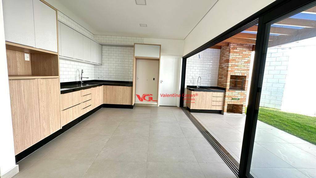 Casa de Condomínio à venda com 3 quartos, 192m² - Foto 14