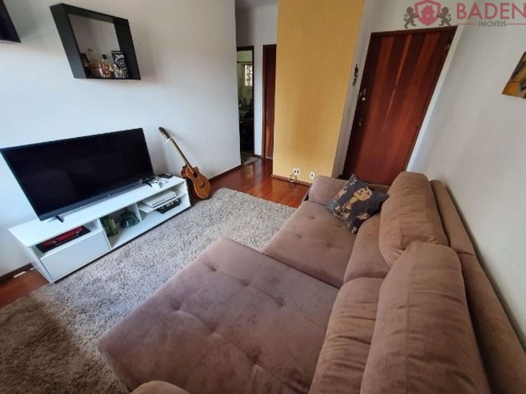 Apartamento à venda com 1 quarto, 42m² - Foto 1