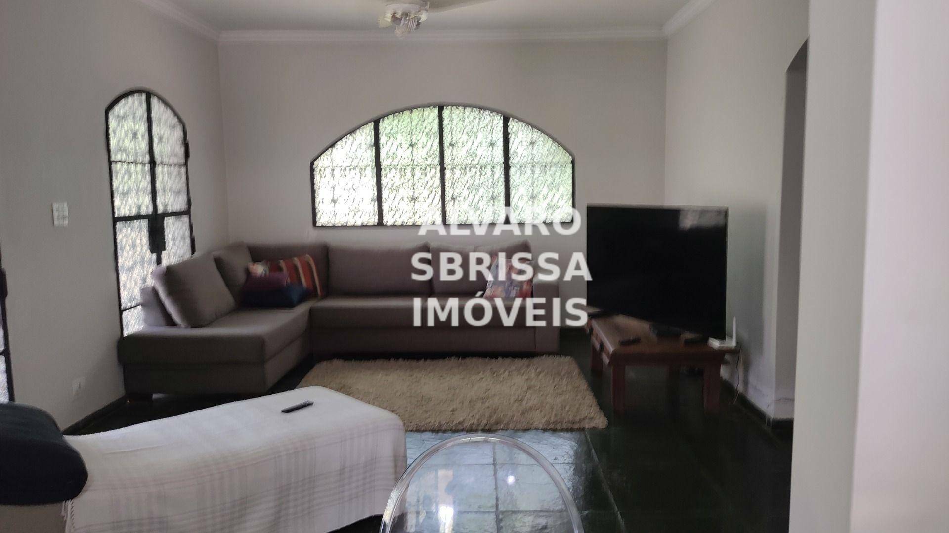 Chácara à venda com 5 quartos, 500m² - Foto 4