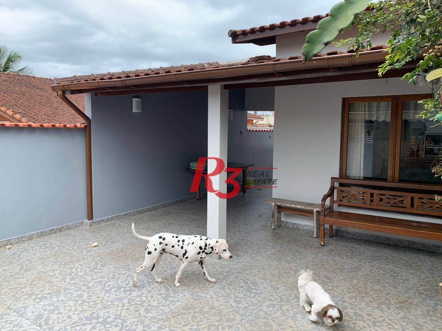 Casa à venda com 2 quartos, 120m² - Foto 3