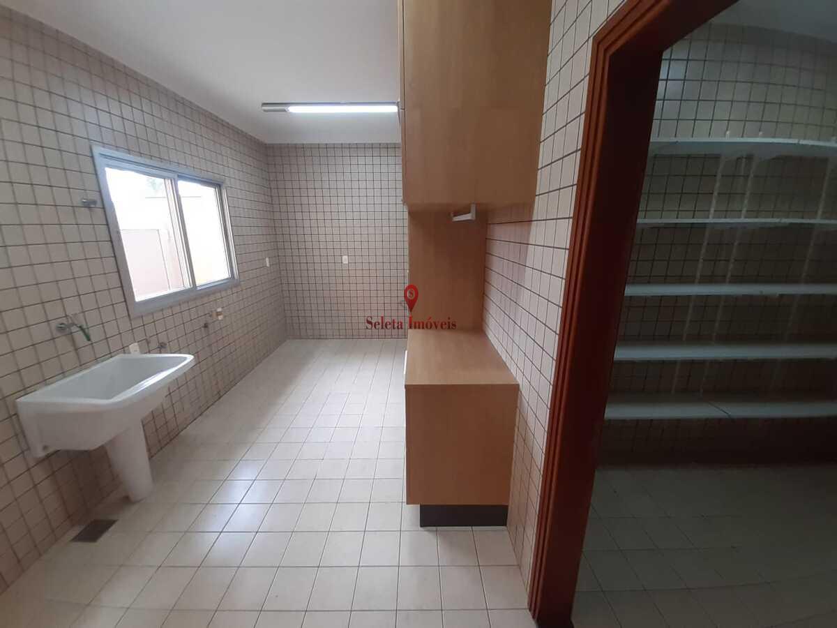 Casa de Condomínio à venda com 3 quartos, 573m² - Foto 13