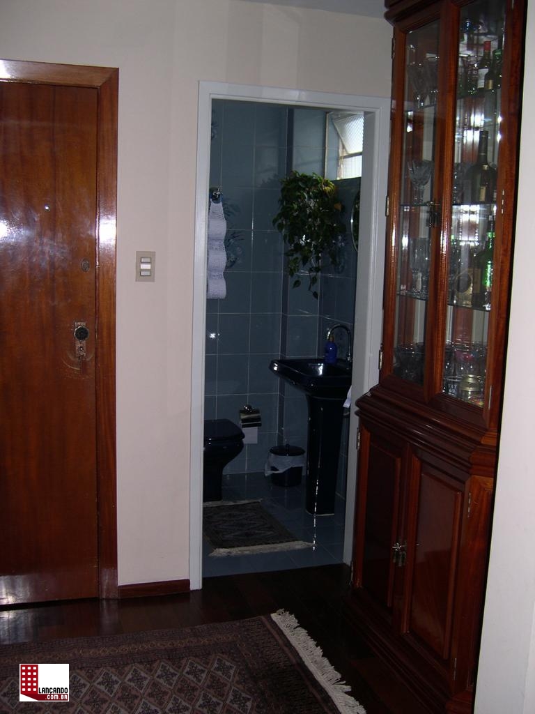 Apartamento à venda com 3 quartos, 150m² - Foto 4