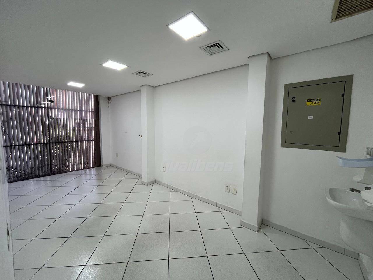 Prédio Inteiro para alugar, 570m² - Foto 9