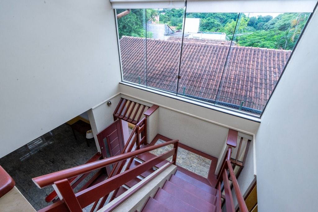 Casa de Condomínio à venda com 4 quartos, 233m² - Foto 44