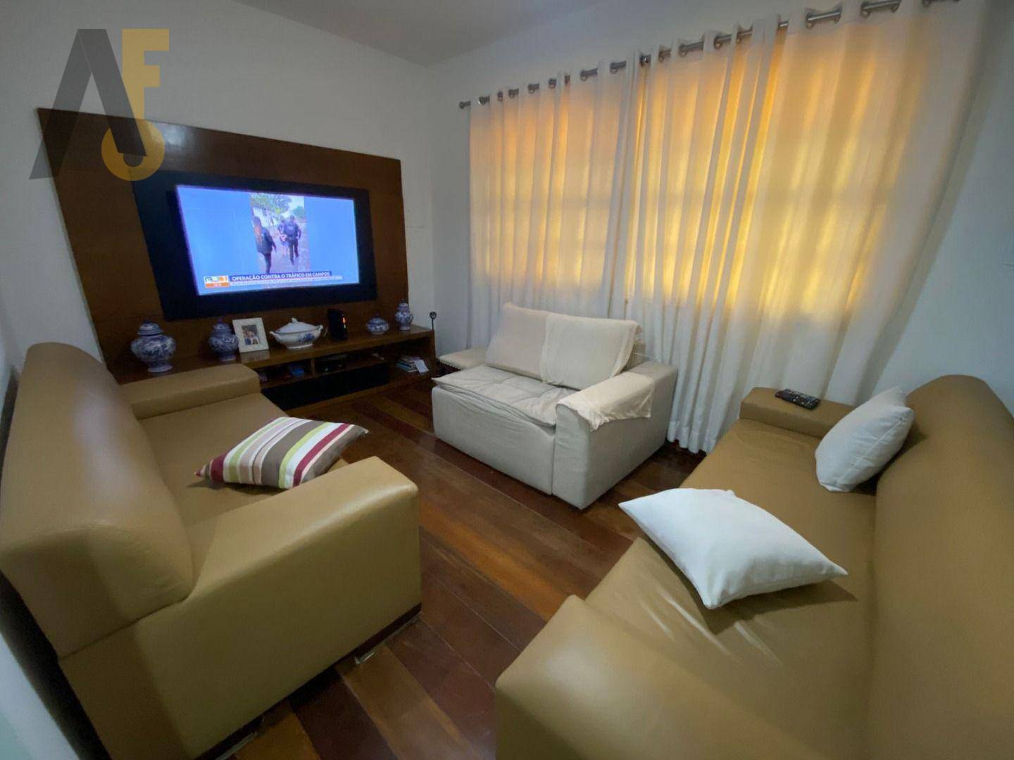 Casa de Condomínio à venda com 3 quartos, 220m² - Foto 9