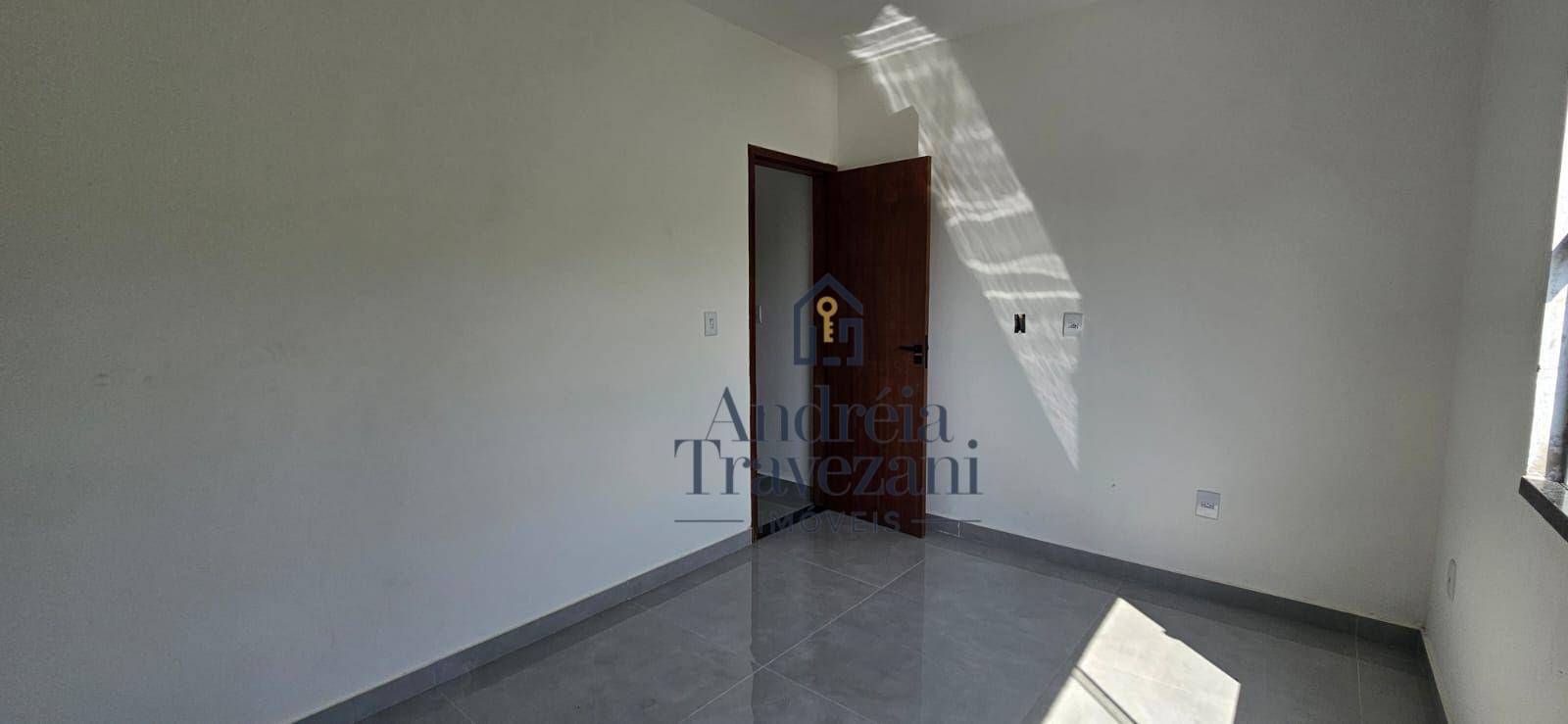 Casa à venda com 2 quartos, 82m² - Foto 13