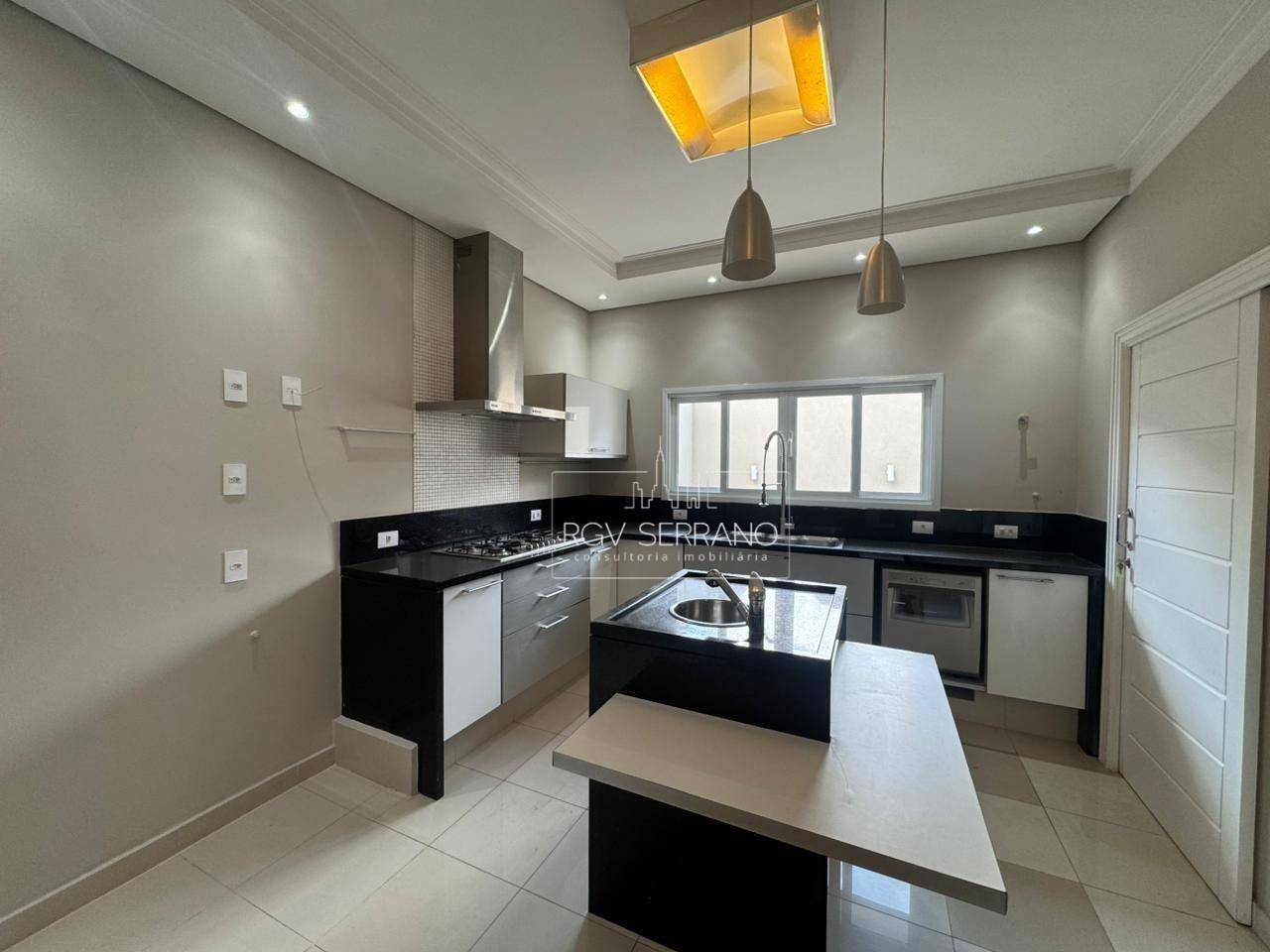 Sobrado à venda com 3 quartos, 350m² - Foto 13