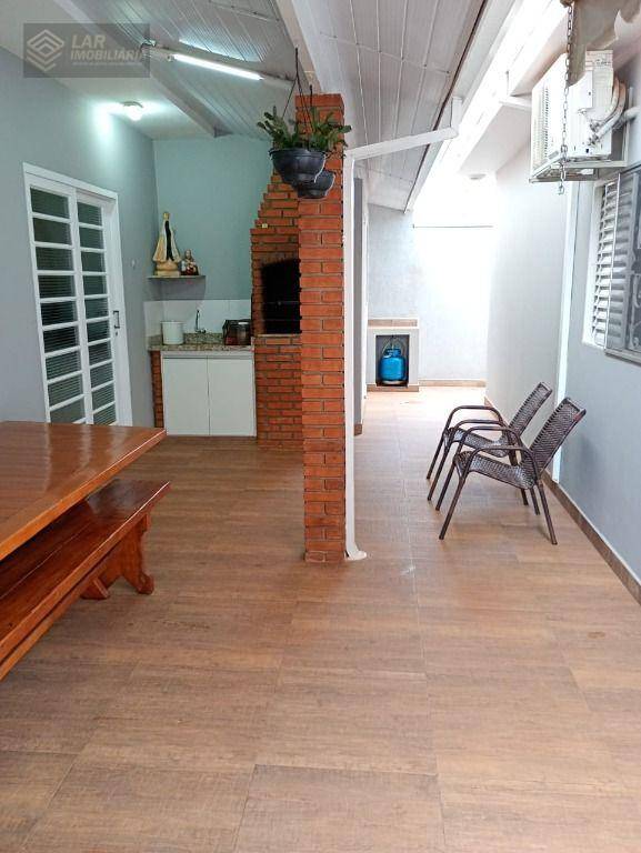 Casa, 3 quartos, 168 m² - Foto 4