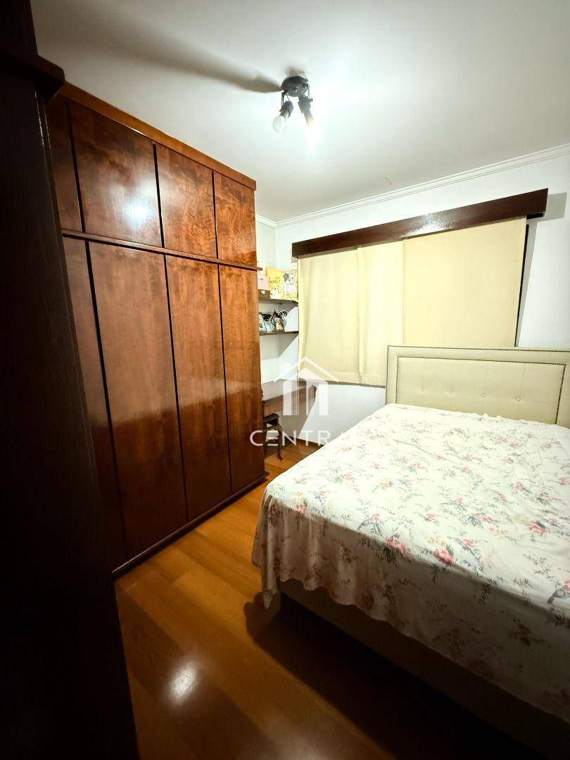 Casa à venda com 3 quartos, 219m² - Foto 15