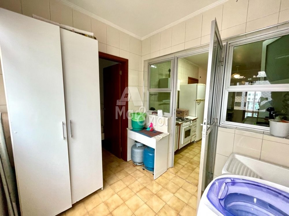 Apartamento à venda com 3 quartos, 170m² - Foto 22