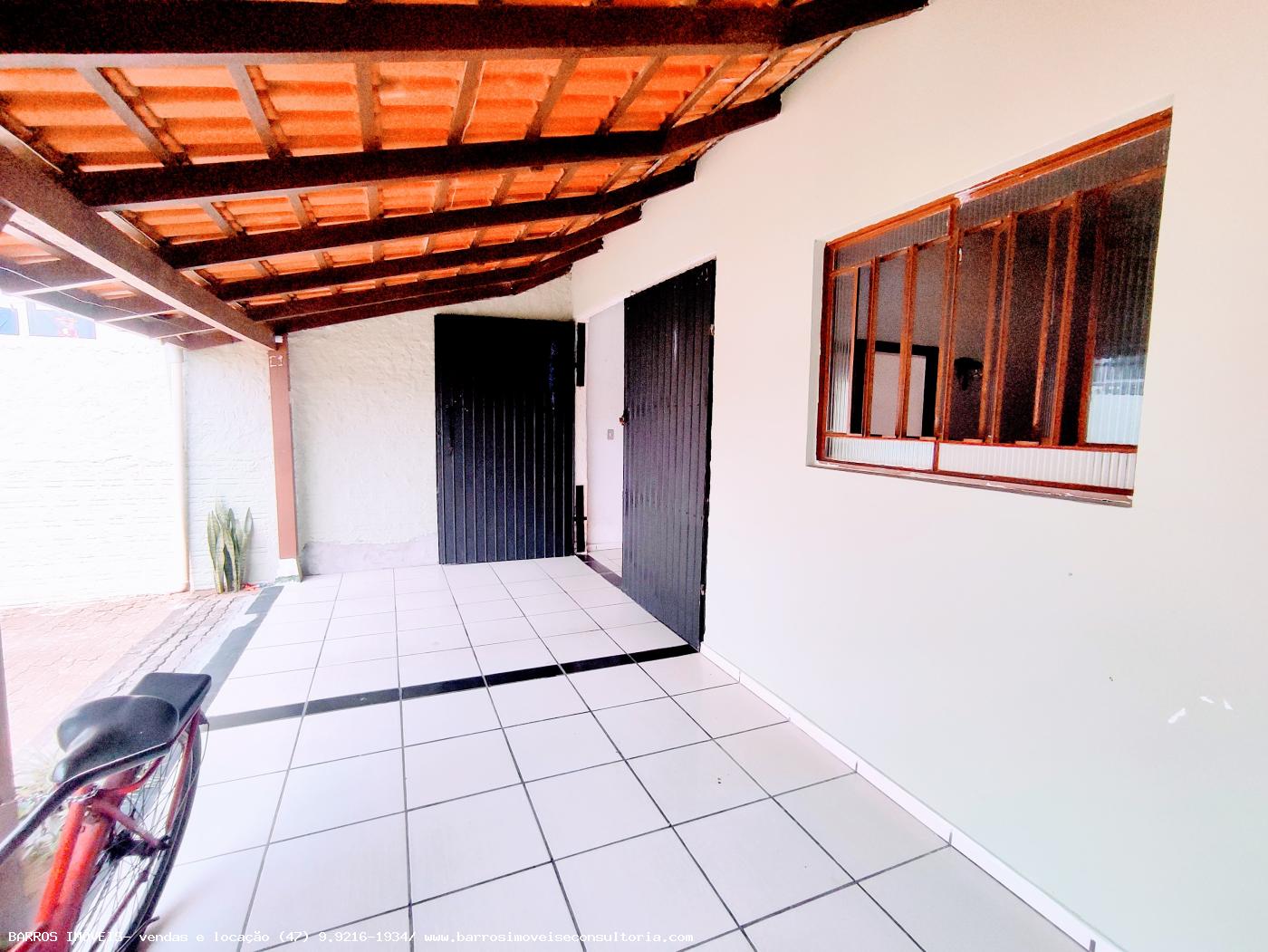 Casa à venda com 3 quartos, 345m² - Foto 10