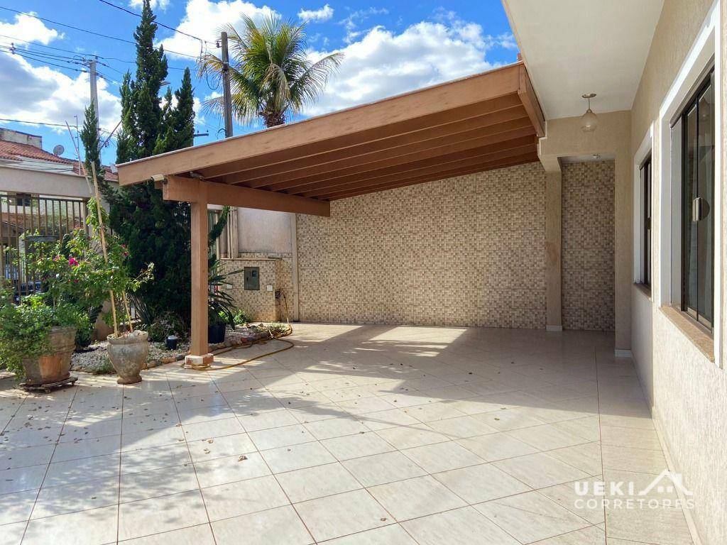 Casa à venda com 3 quartos, 280m² - Foto 5